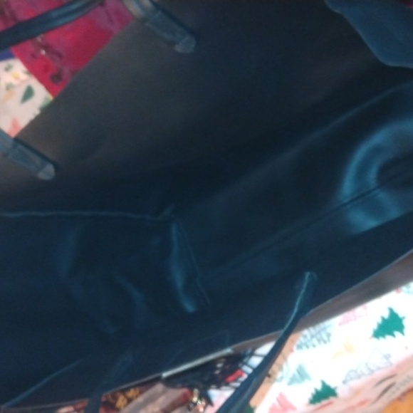 Victoria Secret black tote bag+ black and sequin festive cosmetic bag New - Picture 11 of 17